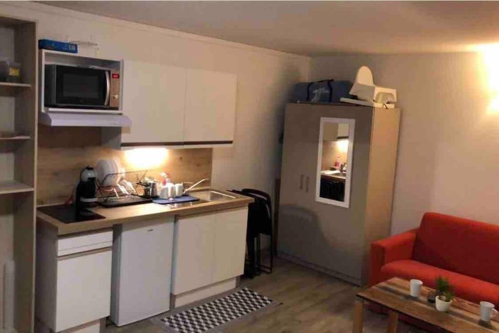 Au Bout Du Bois Piscine Sauna Hammam Accessible En Saison Et Le Logement Accessible Toute L Annee Les Deserts  ภายนอก รูปภาพ